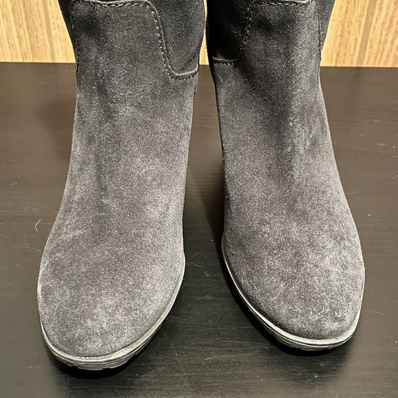 Blondo Fay Waterproof Ankle Boot Gray Suede - Picture 12 of 16
